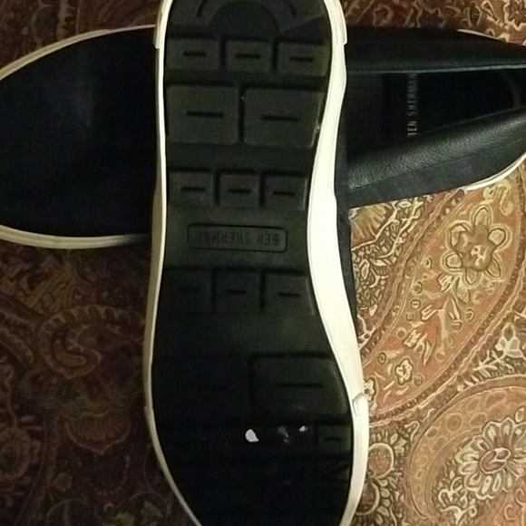 Tennis - Picture 3 of 4